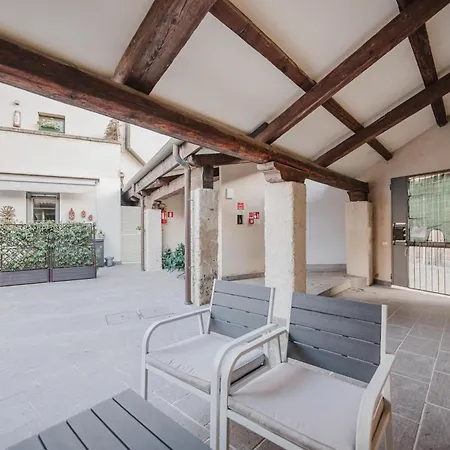 Appartamento Casa Dell'aquila - Murano - 10 Min From - Wifi *