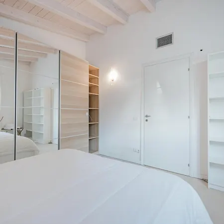 Casa Dell'aquila - Murano - 10 Min From - Wifi Appartamento